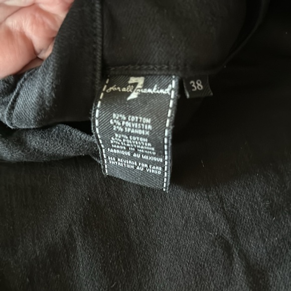 Austyn Jeans - Picture 3 of 3